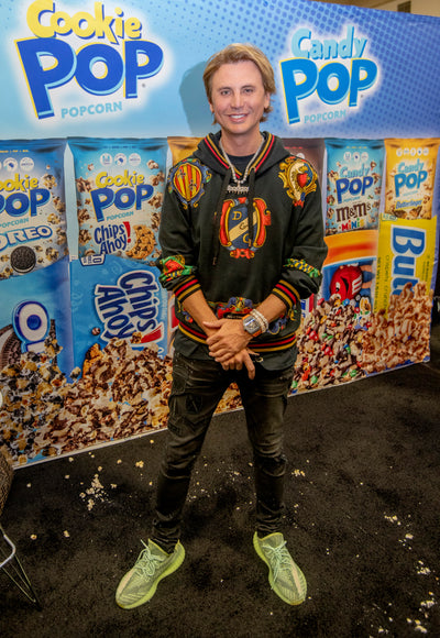 Foodgod launches Oreo Cookie Pop with Snack Pop!